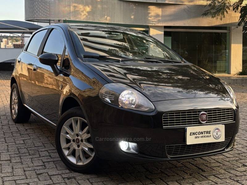 FIAT - PUNTO - 2012/2012 - Preta - R$ 34.900,00