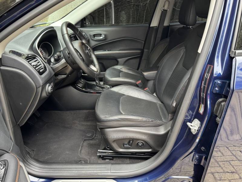 JEEP - COMPASS - 2019/2020 - Azul - R$ 104.900,00
