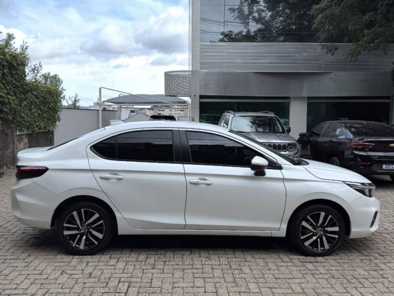 HONDA - CITY - 2023/2023 - Branca - R$ 99.900,00