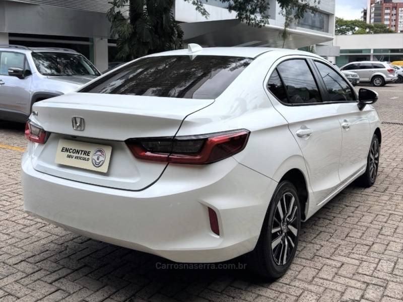 HONDA - CITY - 2023/2023 - Branca - R$ 99.900,00