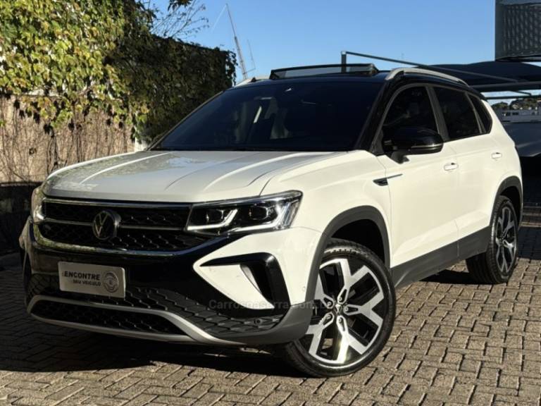 VOLKSWAGEN - TAOS - 2024/2024 - Branca - R$ 185.900,00