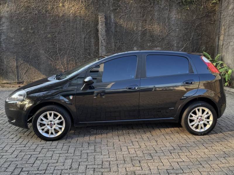 FIAT - PUNTO - 2012/2012 - Preta - R$ 34.900,00
