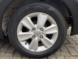 NISSAN - LIVINA - 2010/2011 - Prata - R$ 33.900,00