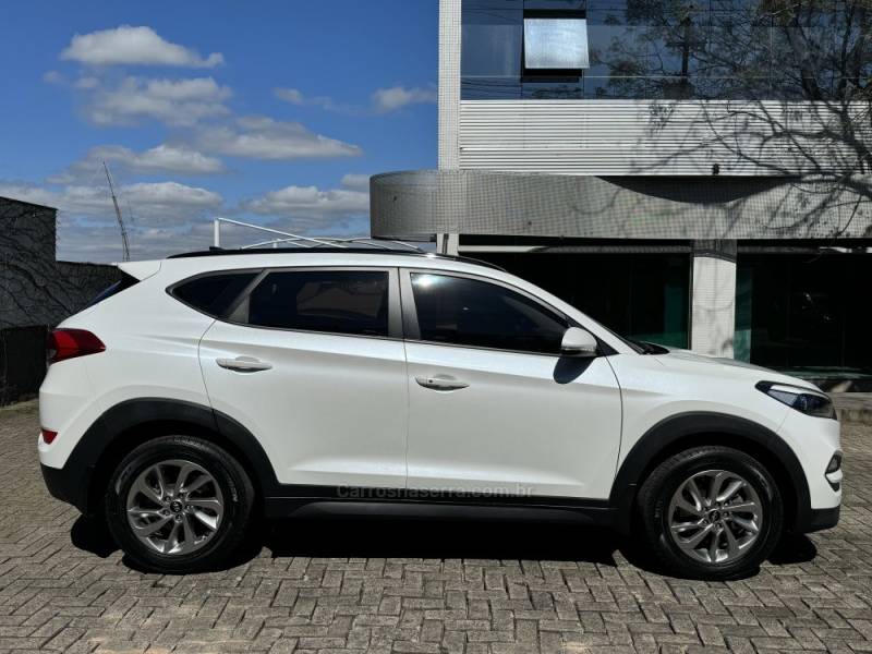 HYUNDAI - TUCSON - 2019/2020 - Branca - R$ 119.900,00