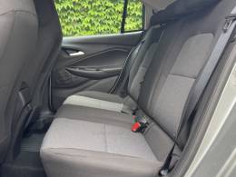 CHEVROLET - ONIX - 2023/2024 - Prata - R$ 85.900,00