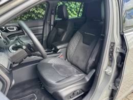 JEEP - COMMANDER - 2024/2025 - Cinza - R$ 243.900,00