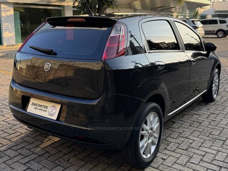 FIAT - PUNTO - 2012/2012 - Preta - R$ 34.900,00