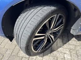 VOLVO - XC60 - 2018/2018 - Azul - R$ 155.900,00