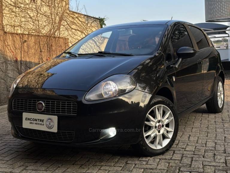 FIAT - PUNTO - 2012/2012 - Preta - R$ 34.900,00