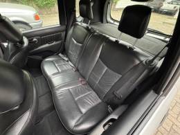 NISSAN - LIVINA - 2010/2011 - Prata - R$ 33.900,00