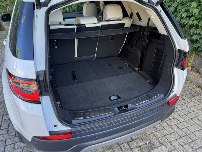 LAND ROVER - DISCOVERY SPORT - 2022/2023 - Branca - R$ 267.000,00