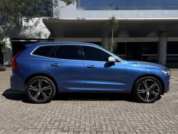 VOLVO - XC60 - 2018/2018 - Azul - R$ 155.900,00