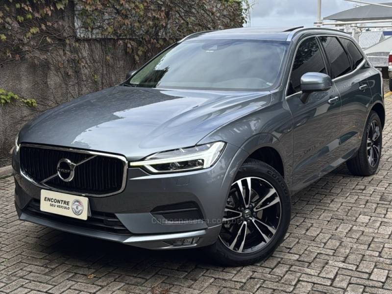 VOLVO - XC60 - 2020/2020 - Cinza - R$ 189.900,00