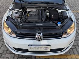 VOLKSWAGEN - GOLF - 2015/2016 - Branca - R$ 91.900,00