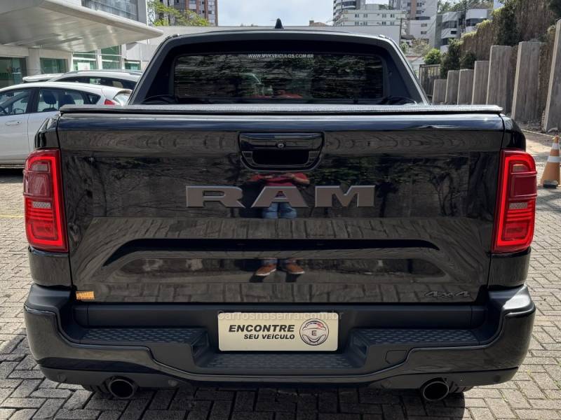 RAM - RAMPAGE - 2023/2024 - Preta - R$ 225.000,00