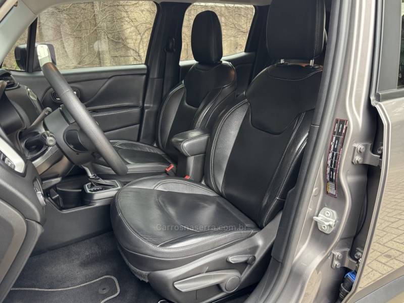 JEEP - RENEGADE - 2021/2021 - Cinza - R$ 78.900,00