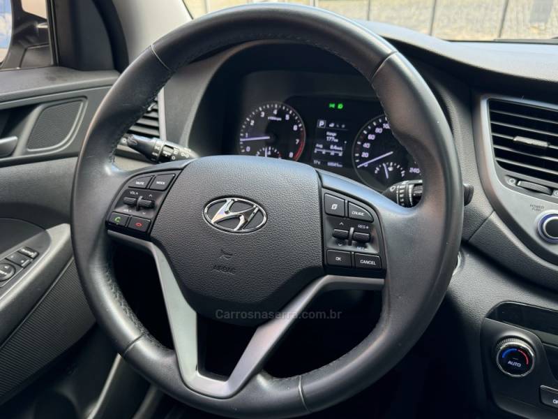 HYUNDAI - TUCSON - 2019/2020 - Branca - R$ 119.900,00