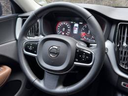 VOLVO - XC60 - 2020/2020 - Cinza - R$ 189.900,00