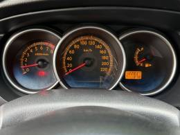 NISSAN - LIVINA - 2010/2011 - Prata - R$ 33.900,00