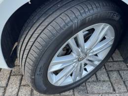 VOLKSWAGEN - GOLF - 2015/2016 - Branca - R$ 91.900,00