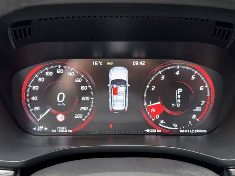 VOLVO - XC60 - 2020/2020 - Cinza - R$ 189.900,00